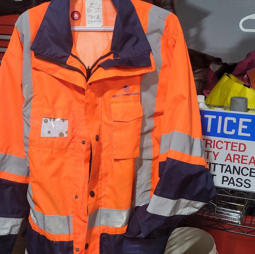 Dex High-Visibility Safety Jacket - Picture 4 of 6